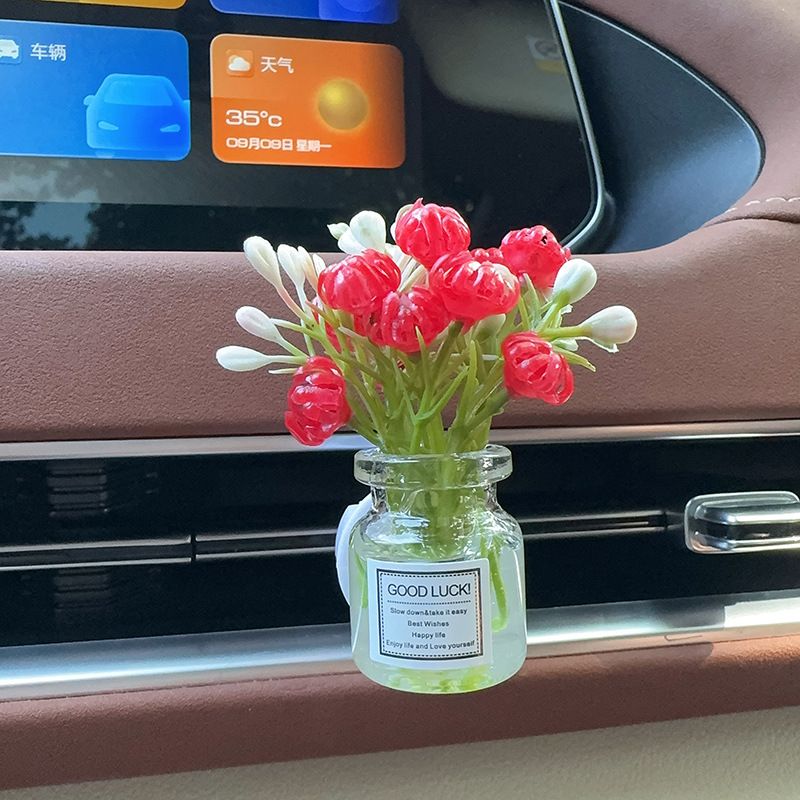 Small fresh car air outlet vase aromatherapy car air conditioning perfume long-lasting light fragrance car interior decoration ornaments