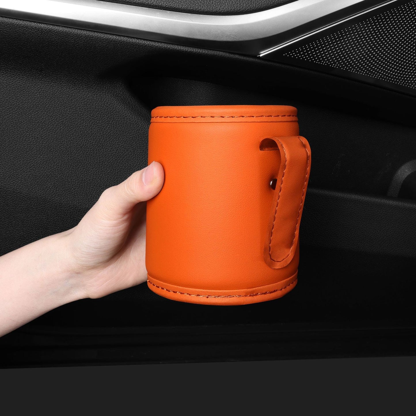 Car cup holder multifunctional door hanging storage box high-end car cup holder car trash can